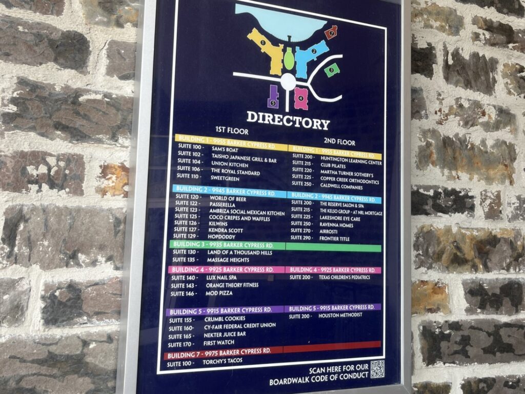 exterior directory at Airrosti Towne Lake