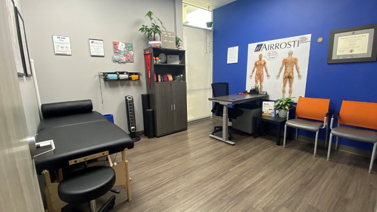 The treatment room at Airrosti Alamo Ranch where clients will learn their customized care routines