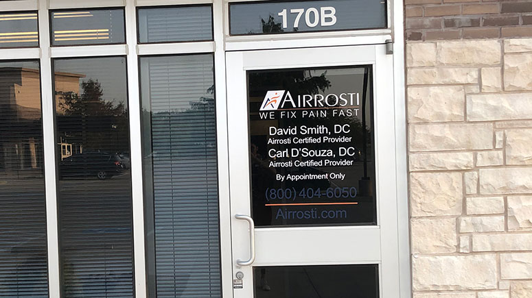 The 170B front entrance to Airrosti Cornerstone Family Medicine