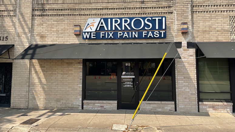 An exterior view of the building at Airrosti Southtown in San Antonio, TX