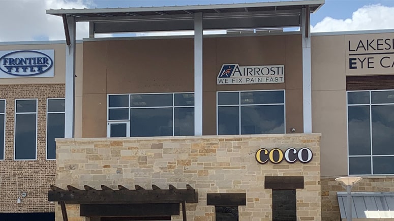 The building exterior of Airrosti Towne Lake