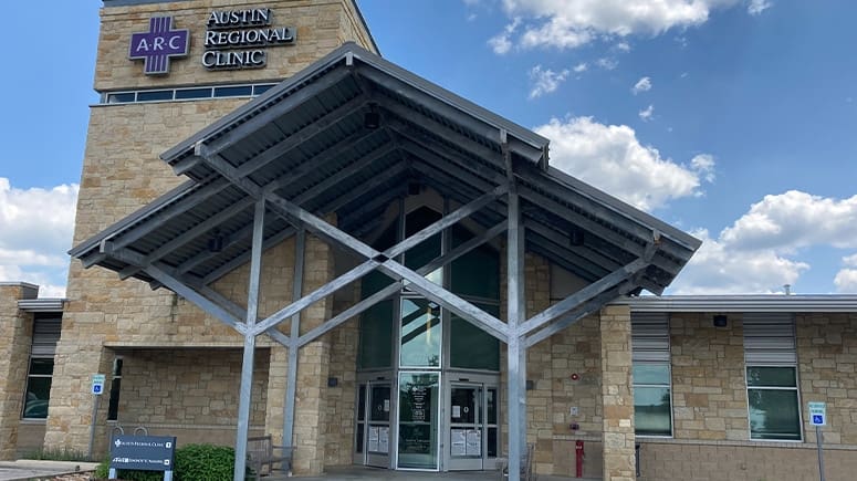 An exterior view of Austin Regional Clinic at Four Points, where the Airrosti at ARC Four Points office is located.