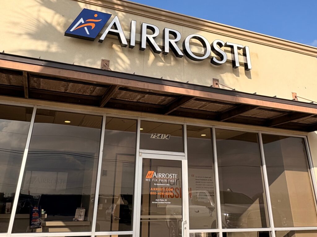 Exterior entrance at Airrosti China Grove