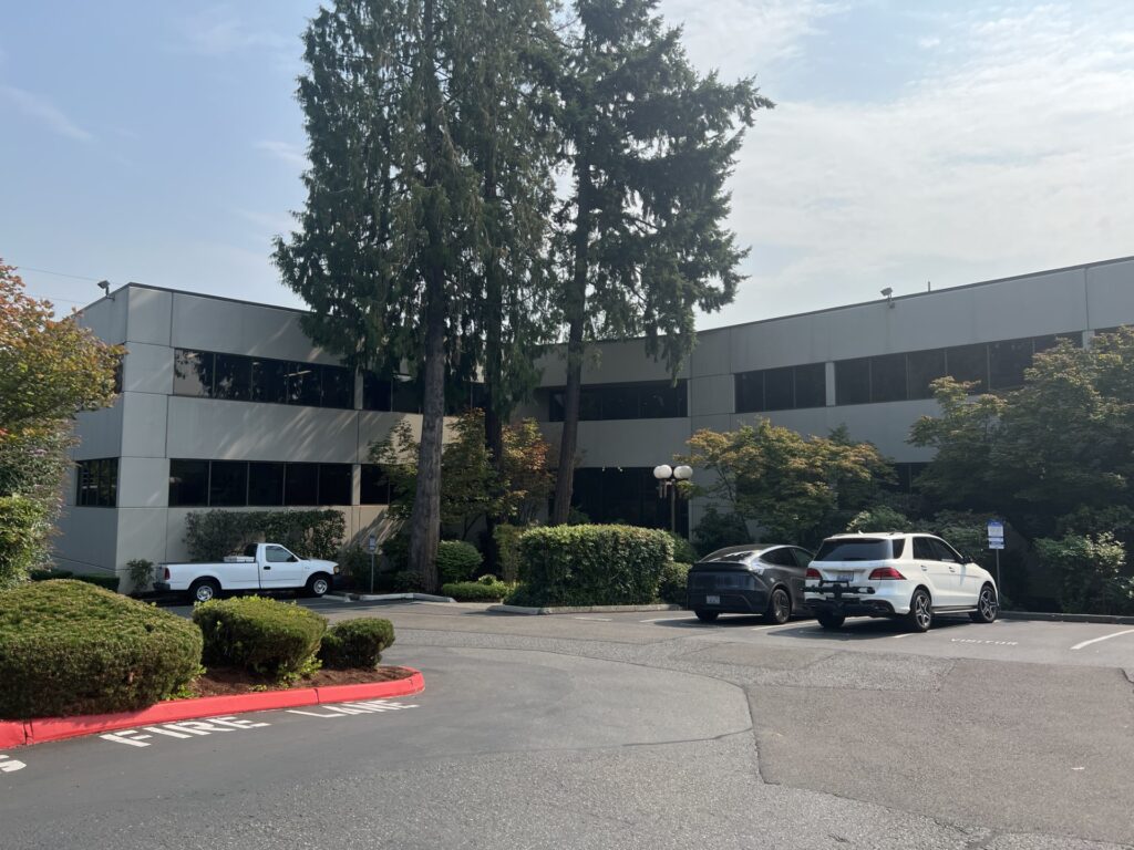 Exterior Photo of Airrosti Bellevue