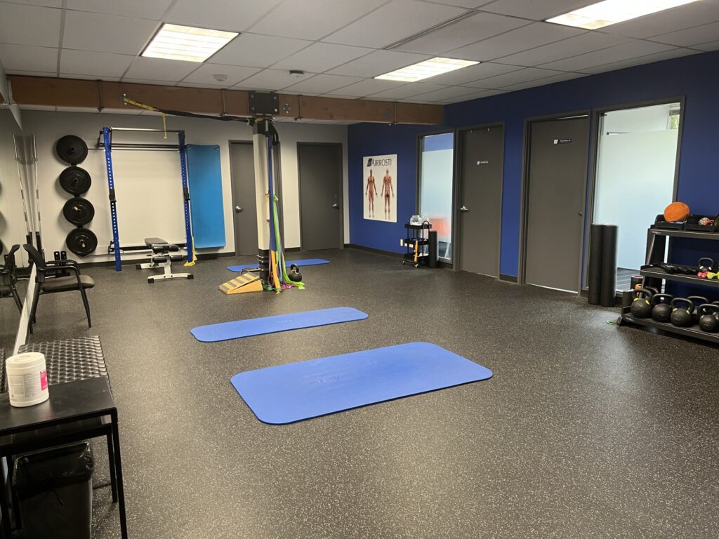 Recovery room at Airrosti Bellevue