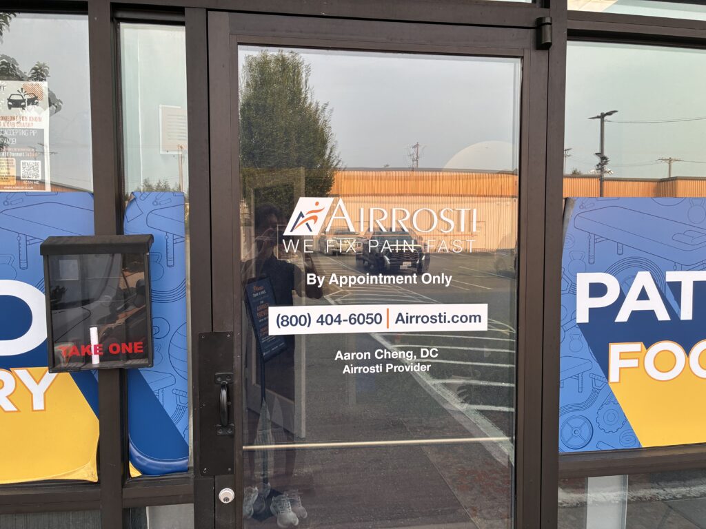 Exterior front door at Airrosti Tacoma