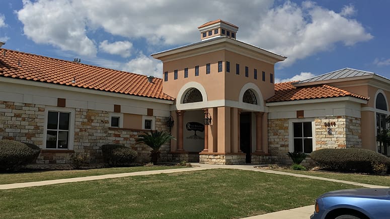 R family Medical Group Huebner | Pain Management | San Antonio, TX | Chiropractor