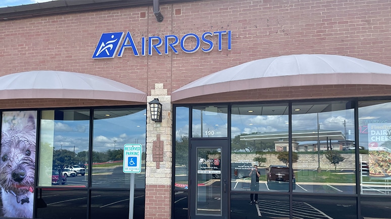 The front entrance to Airrosti Lakeway in northwest Austin.