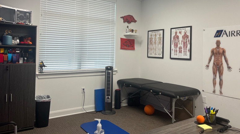 The recovery room at Airrosti Katy, where patients will have learn their customized physical rehabilitation plans