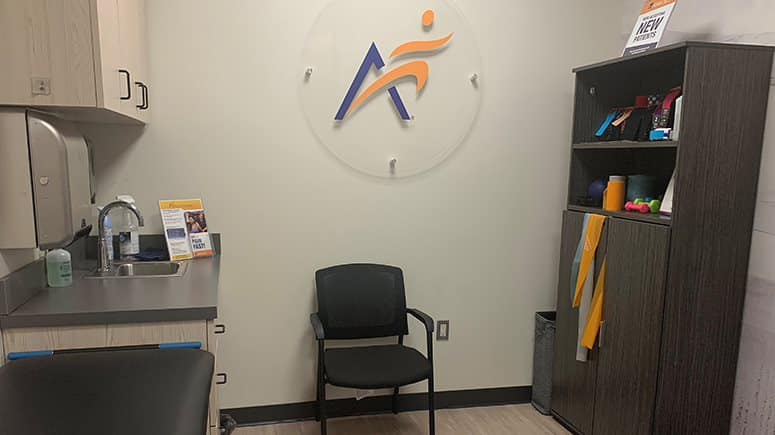 The recovery room at Airrosti Village Health Partners Frisco