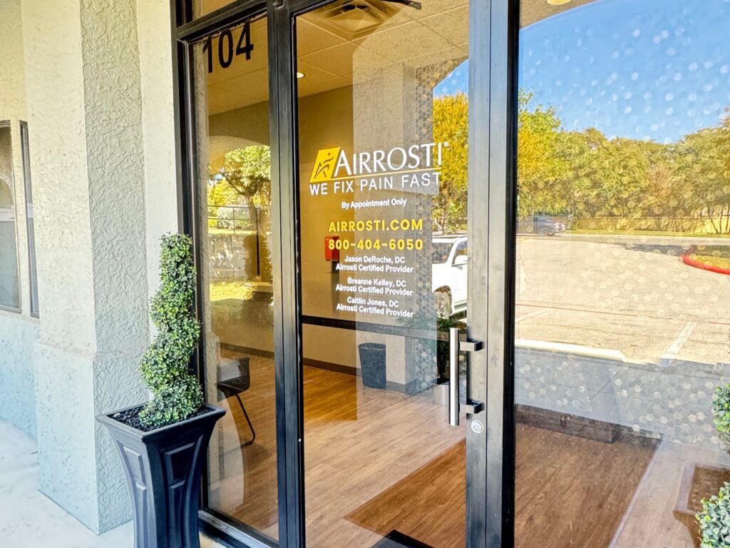 Exterior entrance at Airrosti Stone Oak
