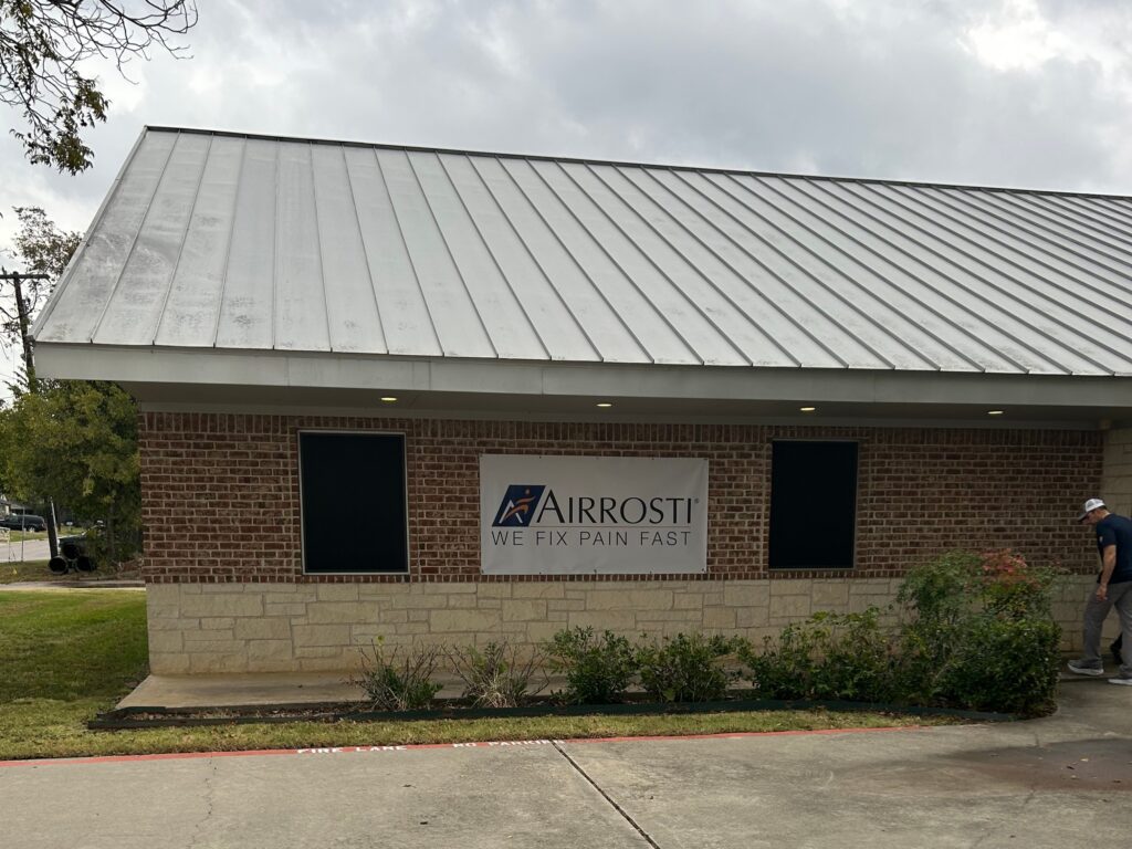 External building at Airrosti Sherman