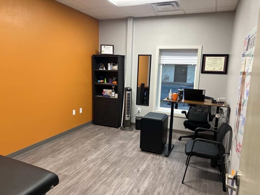 Treatment room at Airrosti Brenham
