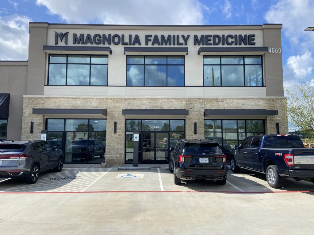 Exterior at Airrosti Magnolia-Audubon